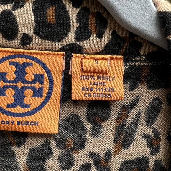 NWOT Tory Burch Leopard Cardigan - Picture 5 of 6